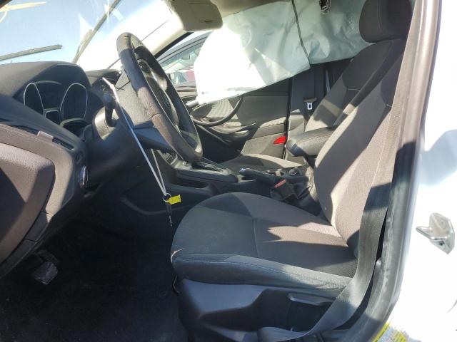 Zdjęcie 7 z aukcji – 2014 FORD FOCUS SE z VIN 1FADP3K27EL322000