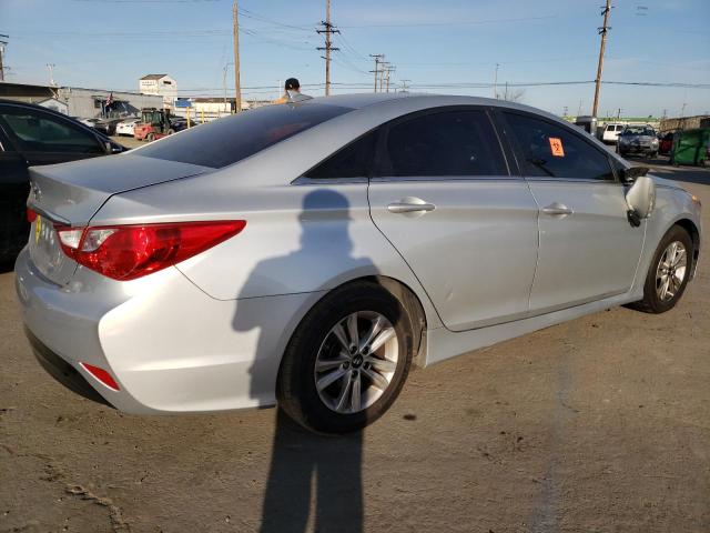Photo 3 from auction – 2014 HYUNDAI SONATA GLS with VIN 5NPEB4AC9EH816182