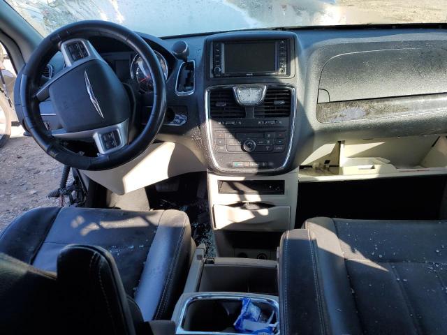 Photo 8 from auction – 2013 CHRYSLER TOWN & COU with VIN 2C4RC1BG2DR645615