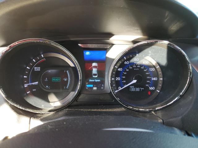 Photo 9 from auction – 2012 HYUNDAI SONATA HYB with VIN KMHEC4A48CA031951