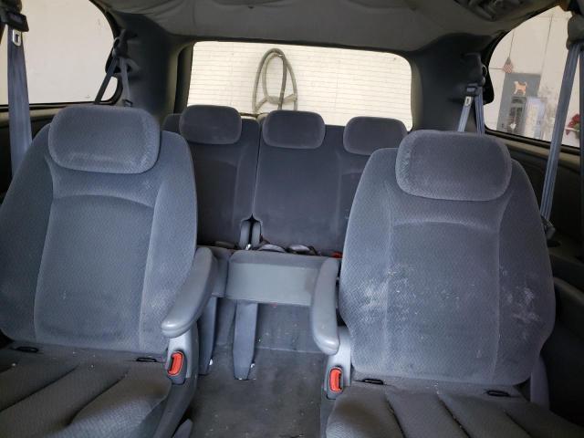 Photo 10 from auction – 2005 CHRYSLER TOWN & COU with VIN 2C4GP54L25R291545