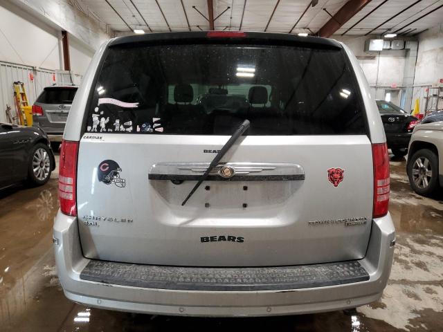 Photo 6 from auction – 2010 CHRYSLER TOWN & COU with VIN 2A4RR6DX4AR137256