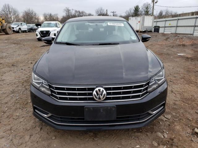 Photo 5 from auction – 2017 VOLKSWAGEN PASSAT S with VIN 1VWAT7A35HC069402