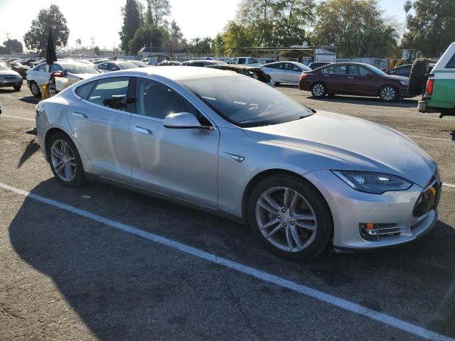 Photo 4 from auction – 2014 TESLA MODEL S with VIN 5YJSA1H10EFP36499
