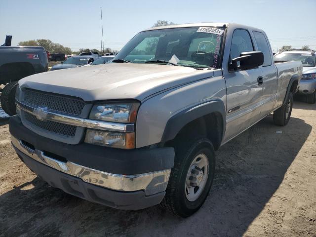 CHEVROLET SILVERADO 2004 with VIN 1GCHC29U94E382288 - Photo from auction