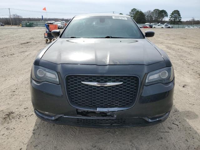 Photo 5 from auction – 2017 CHRYSLER 300 S with VIN 2C3CCABG1HH516285