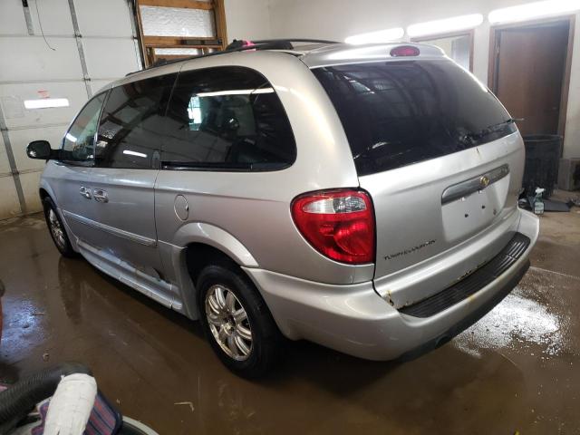 Photo 2 from auction – 2005 CHRYSLER TOWN & COU with VIN 2C4GP54LX5R534728