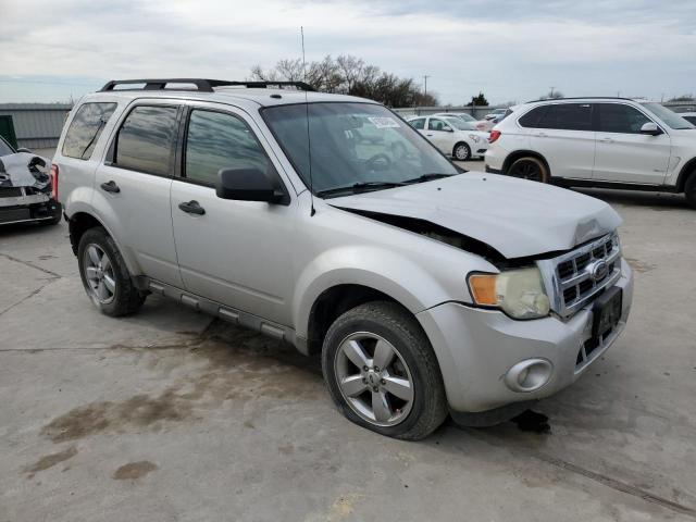 Photo 4 from auction – 2009 FORD ESCAPE XLT with VIN 1FMCU03G09KA93156