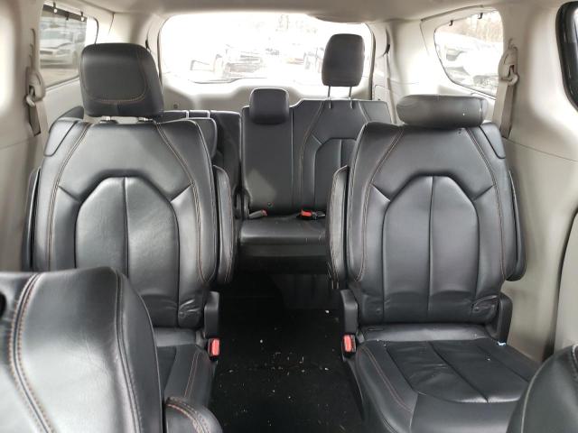 Photo 10 from auction – 2018 CHRYSLER PACIFICA T with VIN 2C4RC1BG0JR211642