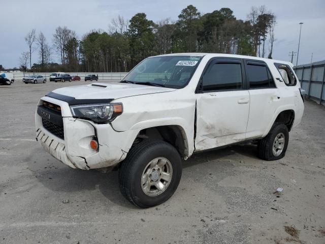 TOYOTA 4RUNNER SR 2019 with VIN JTEBU5JR5K5688604 - Photo from auction