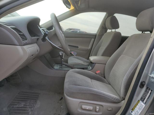 Photo 7 from auction – 2005 TOYOTA CAMRY LE with VIN 4T1BE32K95U950315