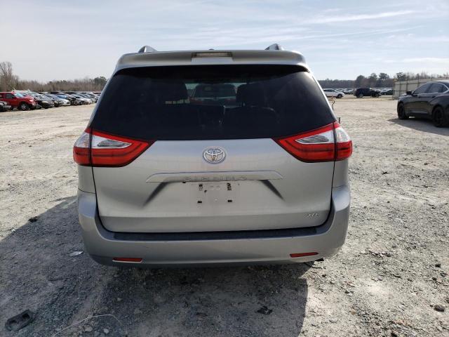 Photo 6 from auction – 2017 TOYOTA SIENNA XLE with VIN 5TDYZ3DC8HS897950