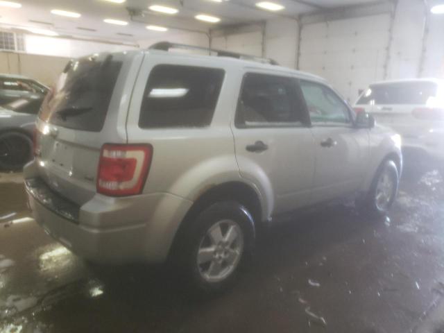 Photo 3 from auction – 2010 FORD ESCAPE XLT with VIN 1FMCU0DG6AKC26540