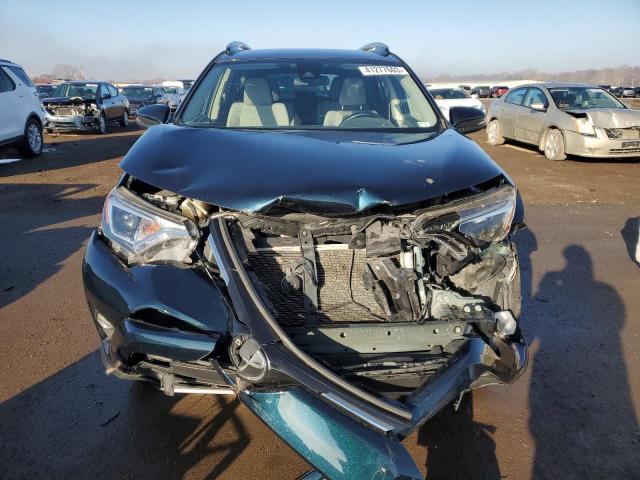 Photo 5 from auction – 2017 TOYOTA RAV4 XLE with VIN JTMRFREV1HJ710397