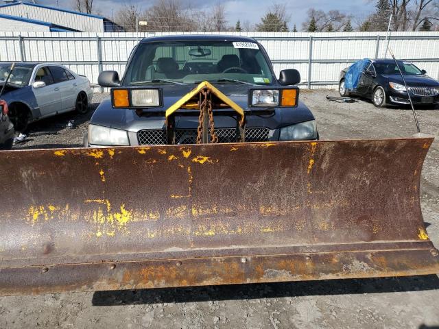 Photo 5 from auction – 2004 CHEVROLET SILVERADO with VIN 2GCEK19V741317529