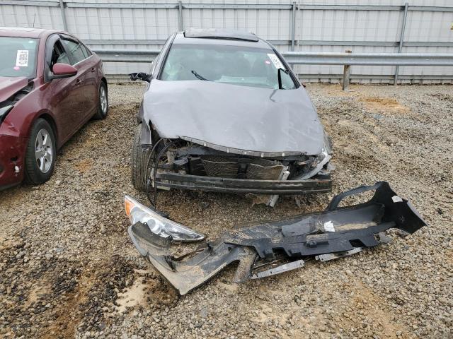 Photo 5 from auction – 2011 HYUNDAI SONATA SE with VIN 5NPEC4AC0BH024382