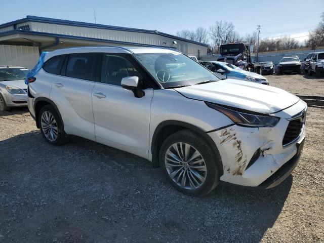 Photo 4 from auction – 2021 TOYOTA HIGHLANDER with VIN 5TDFZRBH8MS092288