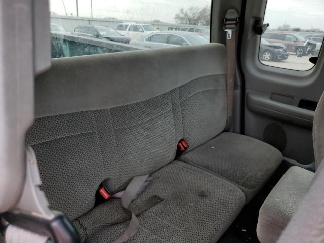 Photo 10 from auction – 2000 FORD F150 with VIN 1FTRX07L3YKA85791