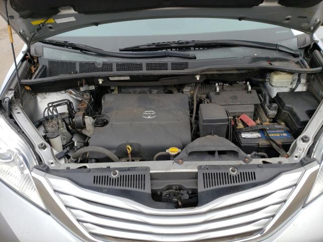 Photo 12 from auction – 2015 TOYOTA SIENNA LE with VIN 5TDJK3DC2FS109165