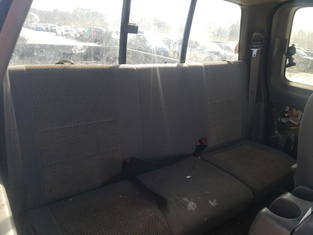 Photo 10 from auction – 2004 FORD F-150 HERI with VIN 2FTRX17294CA62883