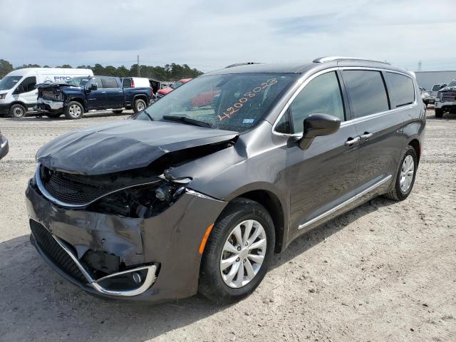 CHRYSLER PACIFICA T 2019 with VIN 2C4RC1BG5KR650482 - Photo from auction
