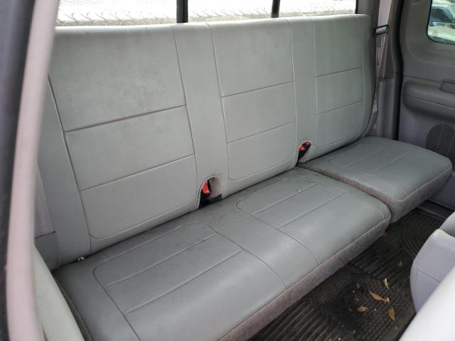 Photo 10 from auction – 2002 FORD F150 with VIN 1FTRX17L62NB02420