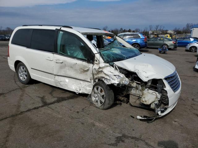 Photo 4 from auction – 2010 CHRYSLER TOWN & COU with VIN 2A4RR5D14AR373363