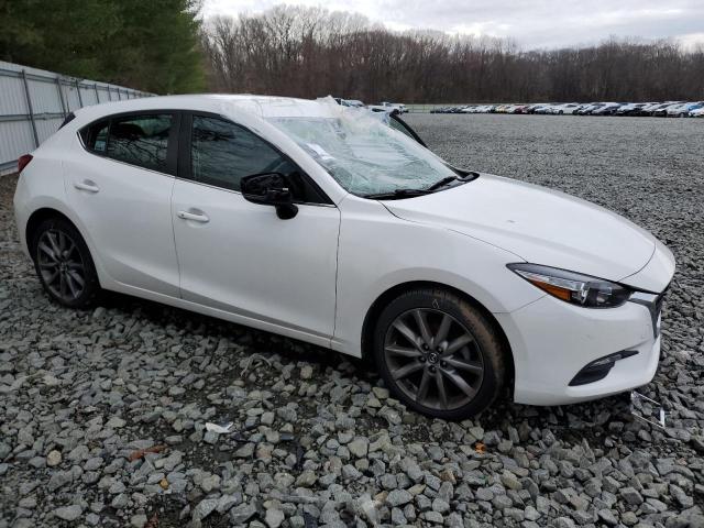 Photo 4 from auction – 2018 MAZDA 3 TOURING with VIN 3MZBN1L35JM198026
