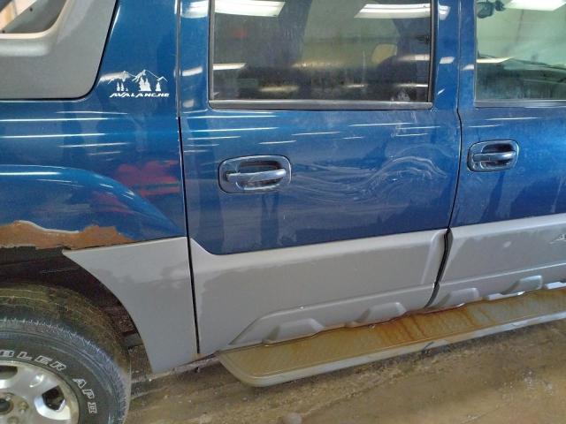 Photo 11 from auction – 2002 CHEVROLET AVALANCHE with VIN 3GNEK13T82G277741