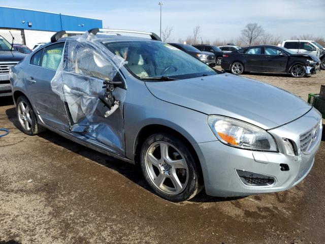 Photo 4 from auction – 2013 VOLVO S60 T5 with VIN YV1612FH4D2183312