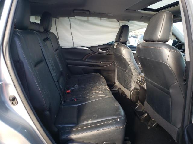 Photo 11 from auction – 2016 TOYOTA HIGHLANDER with VIN 5TDKKRFH1GS501250