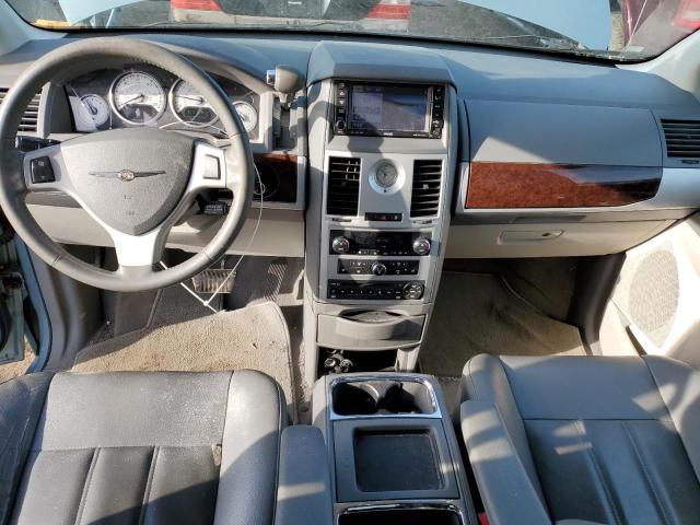 Photo 8 from auction – 2010 CHRYSLER TOWN & COU with VIN 2A4RR5D11AR253911