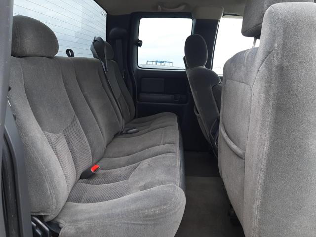 Photo 10 from auction – 2004 CHEVROLET SILVERADO with VIN 2GCEK19T141120600