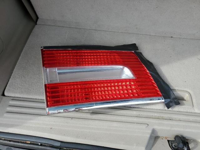 Photo 13 from auction – 2009 LINCOLN NAVIGATOR with VIN 5LMFU28569EJ00381
