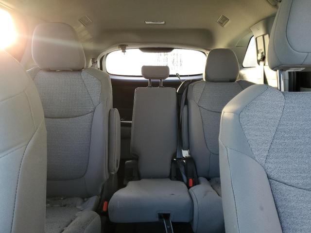 Photo 10 from auction – 2021 TOYOTA SIENNA LE with VIN 5TDKRKEC8MS063234