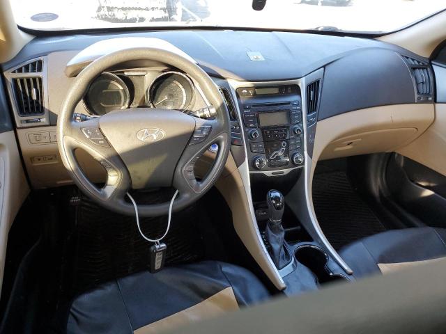 Photo 8 from auction – 2012 HYUNDAI SONATA HYB with VIN KMHEC4A48CA031951