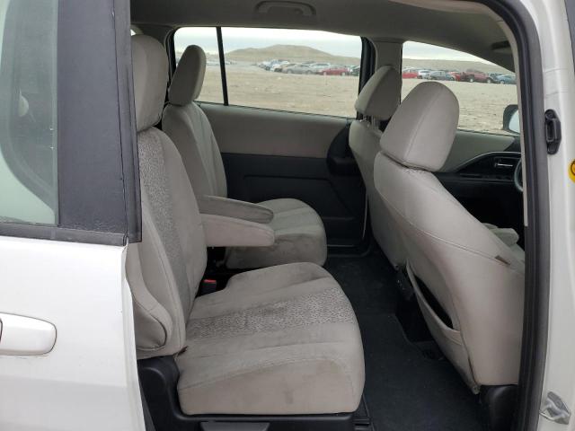 Photo 10 from auction – 2012 MAZDA MAZDA5 with VIN JM1CW2BLXC0111917