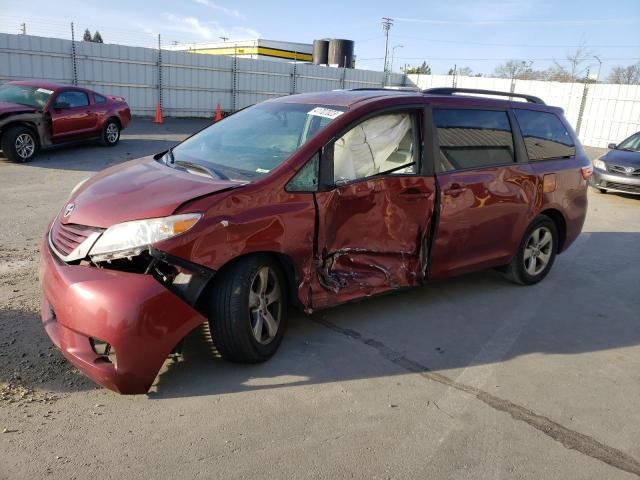Photo 1 from auction – 2015 TOYOTA SIENNA LE with VIN 5TDKK3DC6FS609916