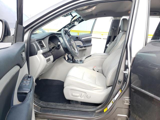 Photo 7 from auction – 2018 TOYOTA HIGHLANDER with VIN 5TDZZRFH4JS280146