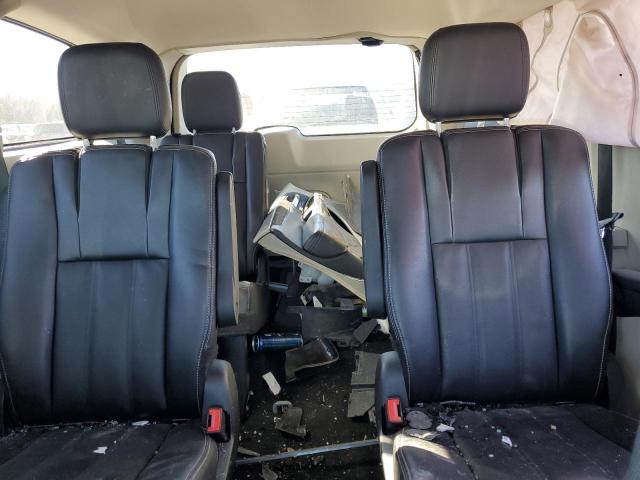 Photo 10 from auction – 2013 CHRYSLER TOWN & COU with VIN 2C4RC1BG2DR645615
