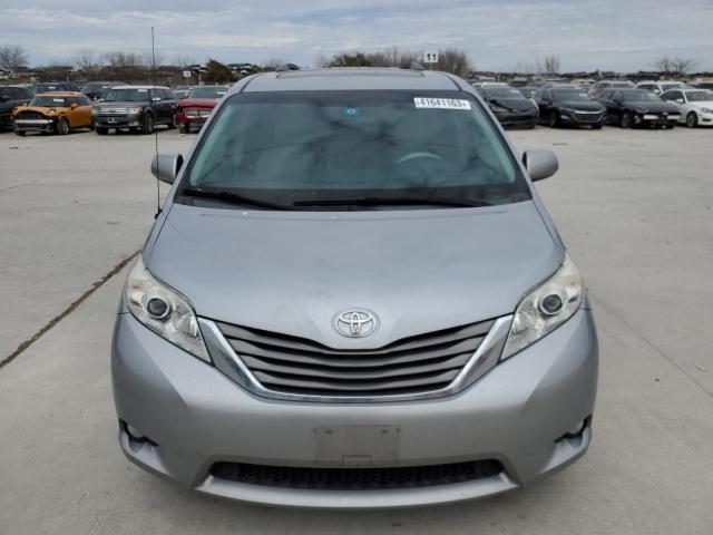 Photo 5 from auction – 2013 TOYOTA SIENNA XLE with VIN 5TDYK3DCXDS370782