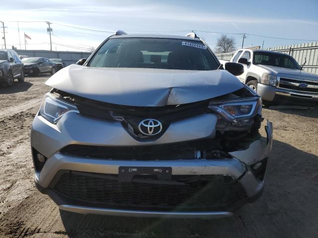 Photo 5 from auction – 2016 TOYOTA RAV4 SE with VIN 2T3JFREV6GW502822