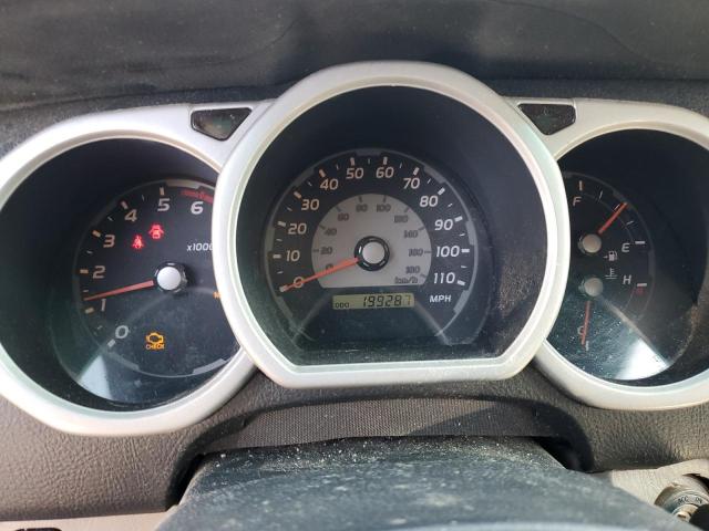Photo 9 from auction – 2005 TOYOTA 4RUNNER SR with VIN JTEBU14R750056001