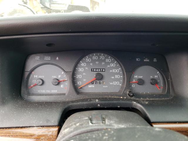 Photo 9 from auction – 2003 FORD CROWN VICT with VIN 2FAHP74W03X155388