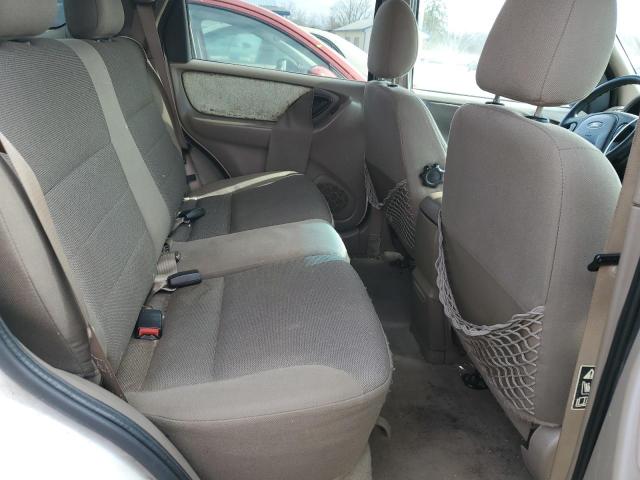 Photo 11 from auction – 2002 FORD ESCAPE XLT with VIN 1FMYU04162KD87411