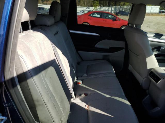 Photo 11 from auction – 2016 TOYOTA HIGHLANDER with VIN 5TDZKRFHXGS137330