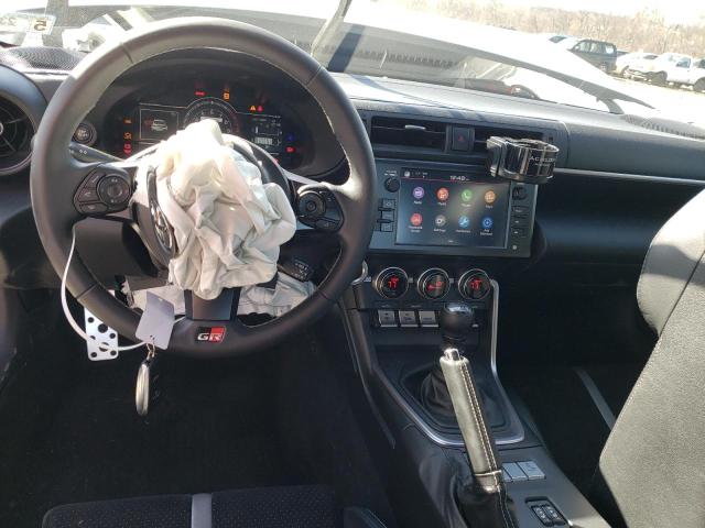 Photo 8 from auction – 2022 TOYOTA GR 86 PREM with VIN JF1ZNBE14N9755151