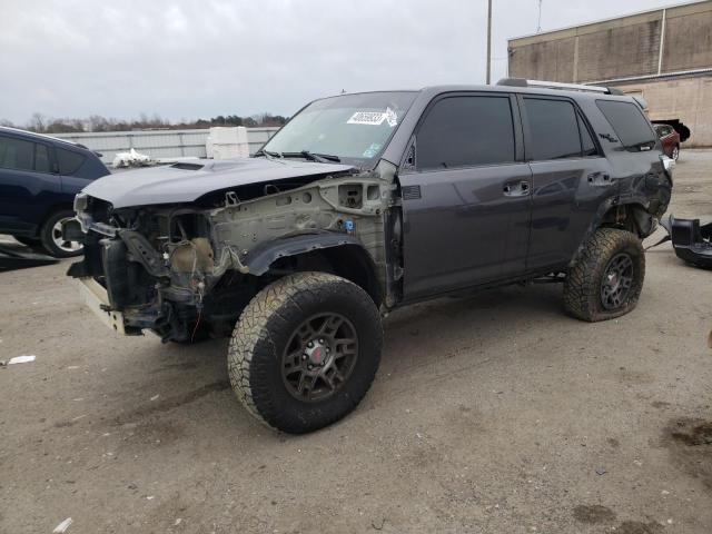 TOYOTA 4RUNNER SR 2018 with VIN JTEBU5JR5J5507077 - Photo from auction