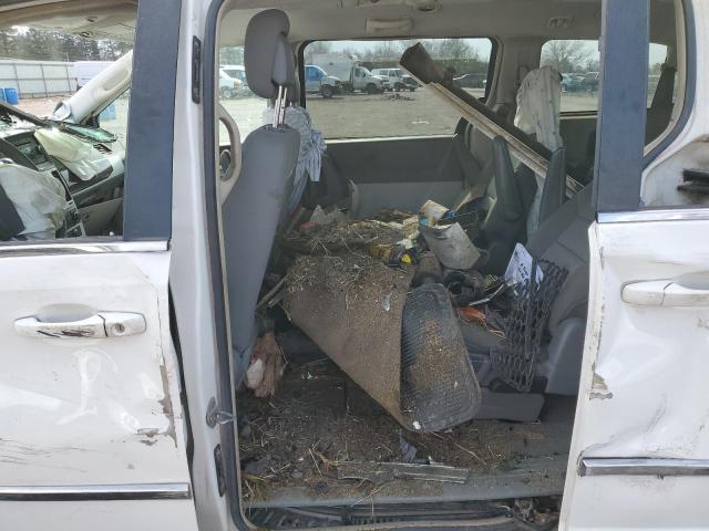 Photo 10 from auction – 2010 CHRYSLER TOWN & COU with VIN 2A4RR5D14AR373363