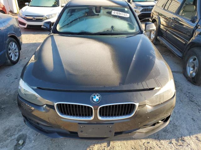 Photo 11 from auction – 2016 BMW 320 XI with VIN WBA8A3C55GK689618